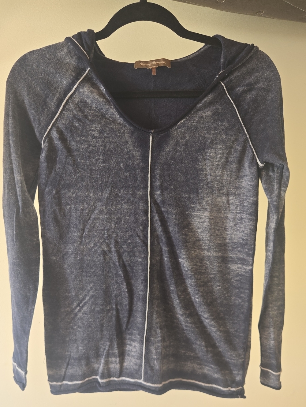 Tommy Bahama Washed Navy Long-Sleeve Hooded Pullover